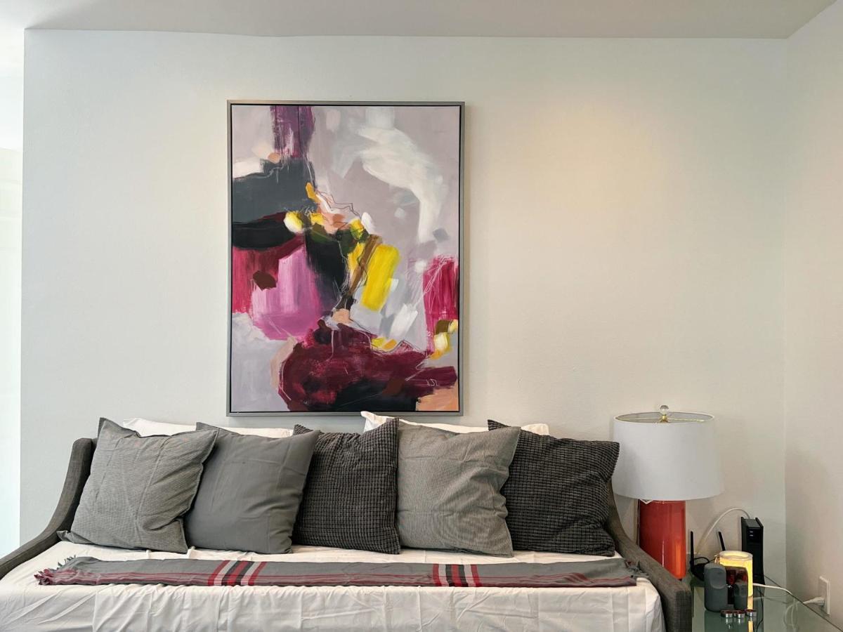 Hollywood Purple Habitat Villa Los Angeles Eksteriør billede